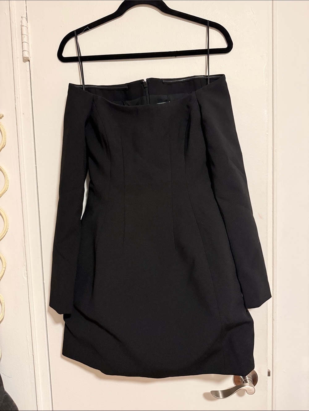 Tuckernuck Blakely Black Long-Sleeve Off-Shoulder Dress